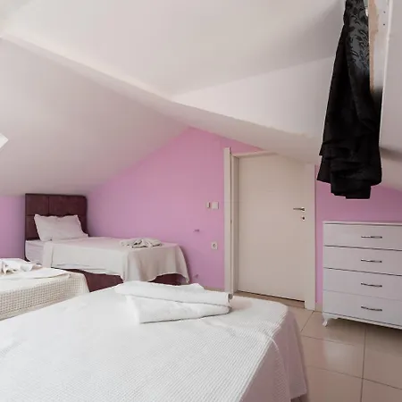 Villa Kaya 1 *